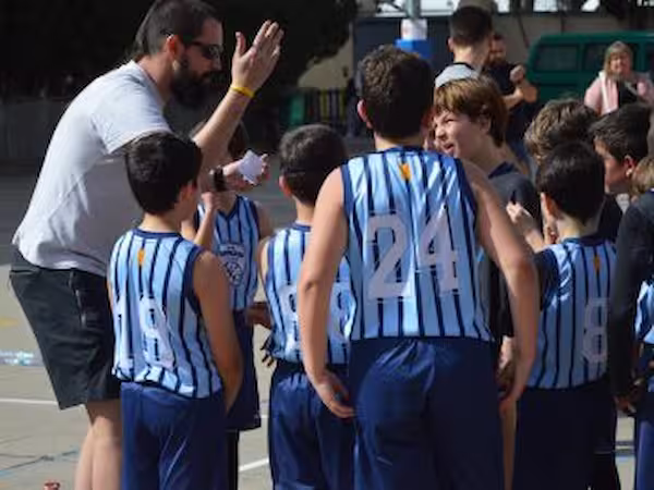 Uniformes escolars de Carmelites Tarragona